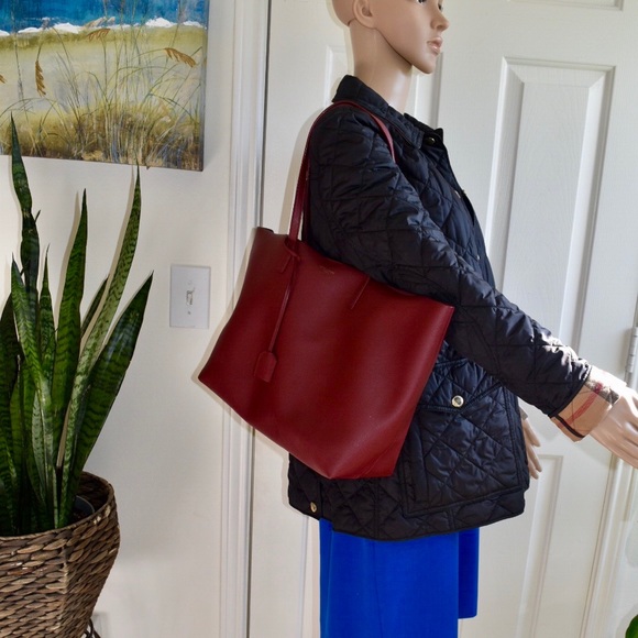 SAINT LAURENT Tote & Zip Wallet - Picture 1 of 6